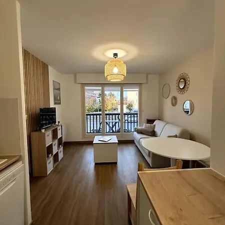 Les Acacias - Cosy - A 10 Min *